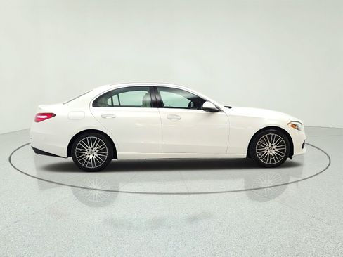 Used 2023 Mercedes-Benz C 300 Sedan image 4