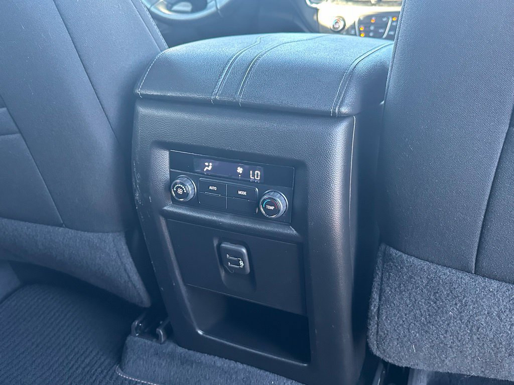Certified 2022 Chevrolet Traverse LT AWD/4WD image 23