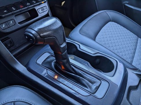 Used 2021 Chevrolet Colorado Z71 image 32