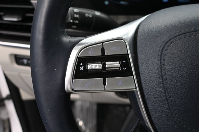 Used 2024 Kia Telluride EX w/ EX Captain's Chair Package AWD/4WD image 22
