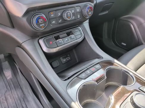 Certified 2023 GMC Acadia AT4 w/ Technology Package AWD/4WD image 26