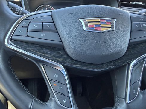 Used 2020 Cadillac XT5 Premium Luxury image 27