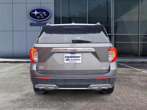 Used 2020 Ford Explorer XLT w/ Equipment Group 202A image 5