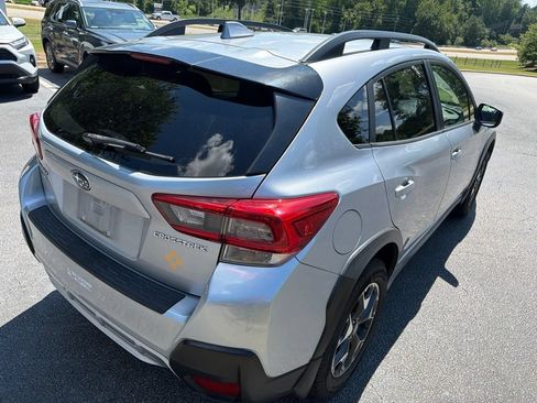 Used 2020 Subaru Crosstrek 2.0i Premium w/ Moonroof Package 1 AWD/4WD image 5