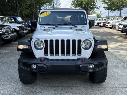 Used 2023 Jeep Wrangler Unlimited Rubicon w/ Cold Weather Group AWD/4WD image 2