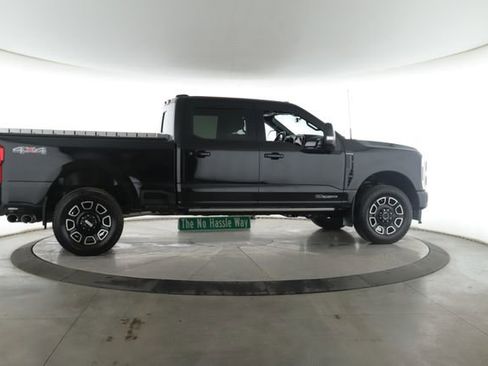 Used 2025 Ford F250 Platinum AWD/4WD image 6