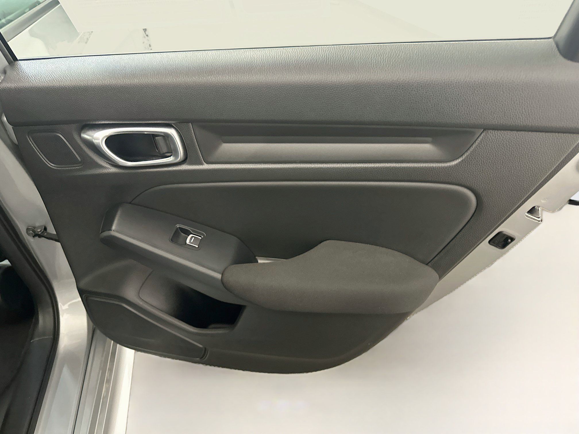 Used 2025 Honda Civic Sport image 30