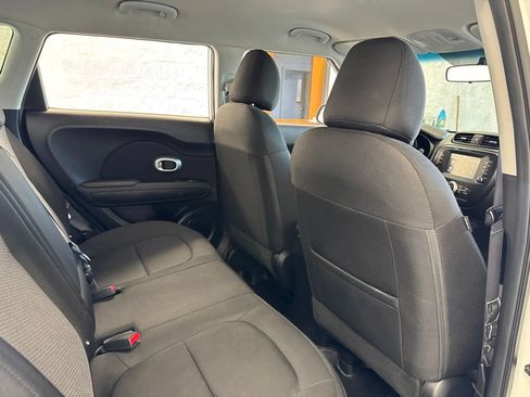 Used 2018 Kia Soul + FWD image 44
