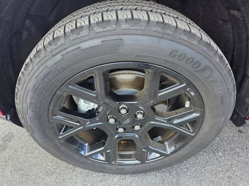 Used 2026 Ford Maverick Lariat w/ Black Appearance Package AWD/4WD image 9