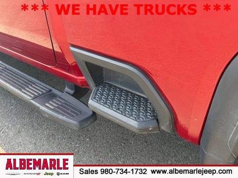 Used 2022 GMC Sierra 2500 AT4 AWD/4WD image 12