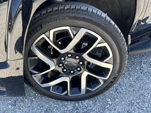 Used 2024 Chevrolet Silverado EV RST image 13