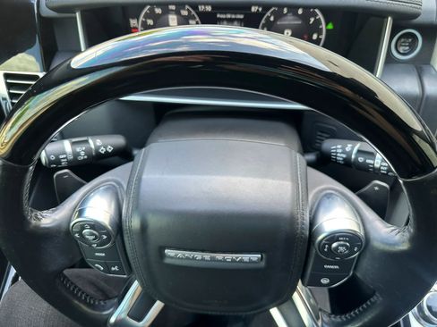 Used 2017 Land Rover Range Rover Long Wheelbase Supercharged image 41