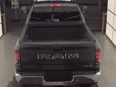Used 2026 RAM 2500 Big Horn AWD/4WD image 5