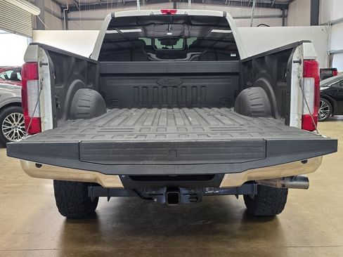 Used 2019 Ford F250 King Ranch w/ King Ranch Ultimate Package AWD/4WD image 6