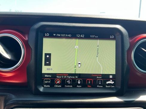 Used 2022 Jeep Gladiator Rubicon w/ Cold Weather Group AWD/4WD image 20