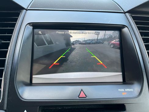 Used 2015 Ford Taurus SEL w/ Equipment Group 201A image 19