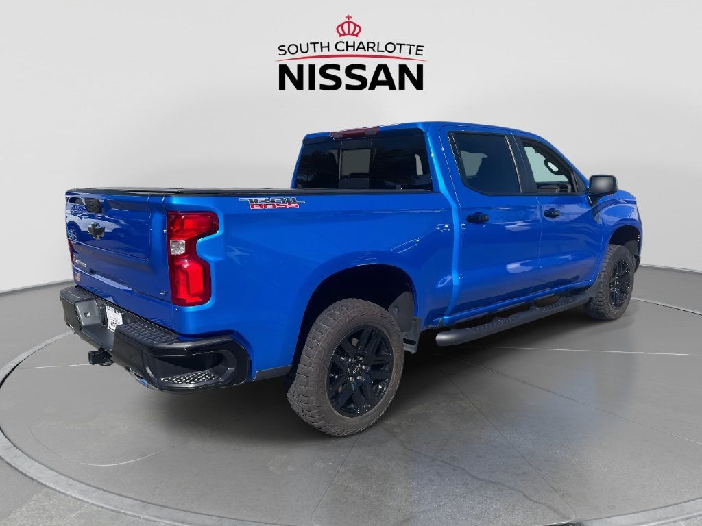 Used 2025 Chevrolet Silverado 1500 LT Trail Boss w/ Convenience Package II AWD/4WD image 6