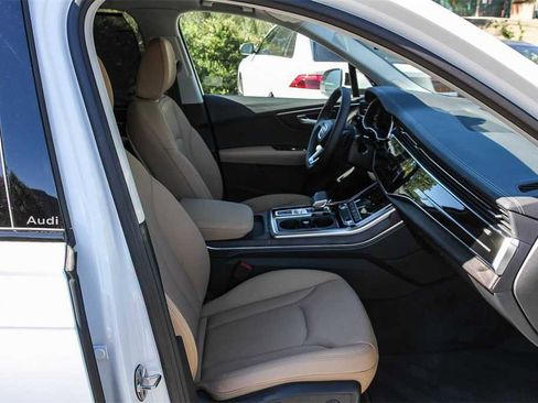Used 2025 Audi Q7 3.0T Premium Plus w/ Premium Plus Package image 18
