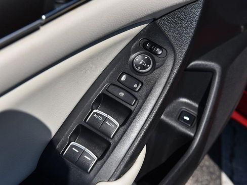 Certified 2018 Honda Accord LX image 8