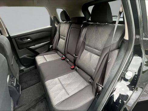 Used 2025 Nissan Rogue SV AWD/4WD image 22