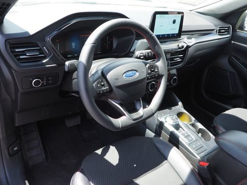 Used 2026 Ford Escape ST-Line AWD/4WD image 12