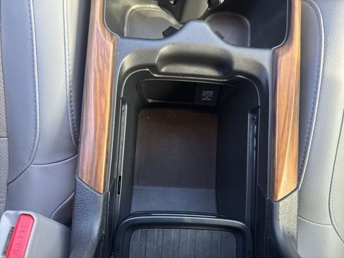 Used 2021 Honda CR-V Touring image 32