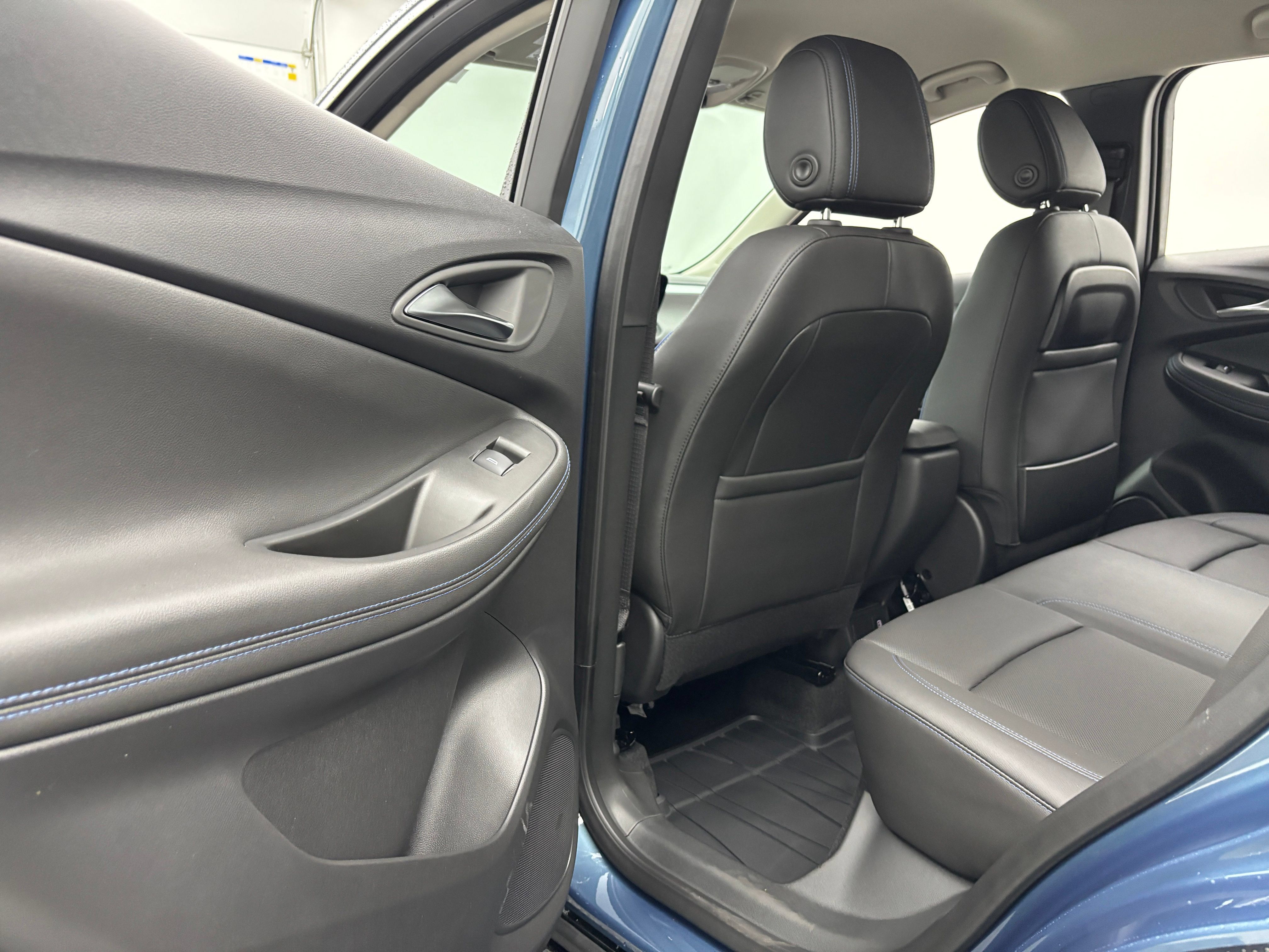 New 2026 Buick Encore GX Sport Touring w/ Advanced Technology Package FWD image 34