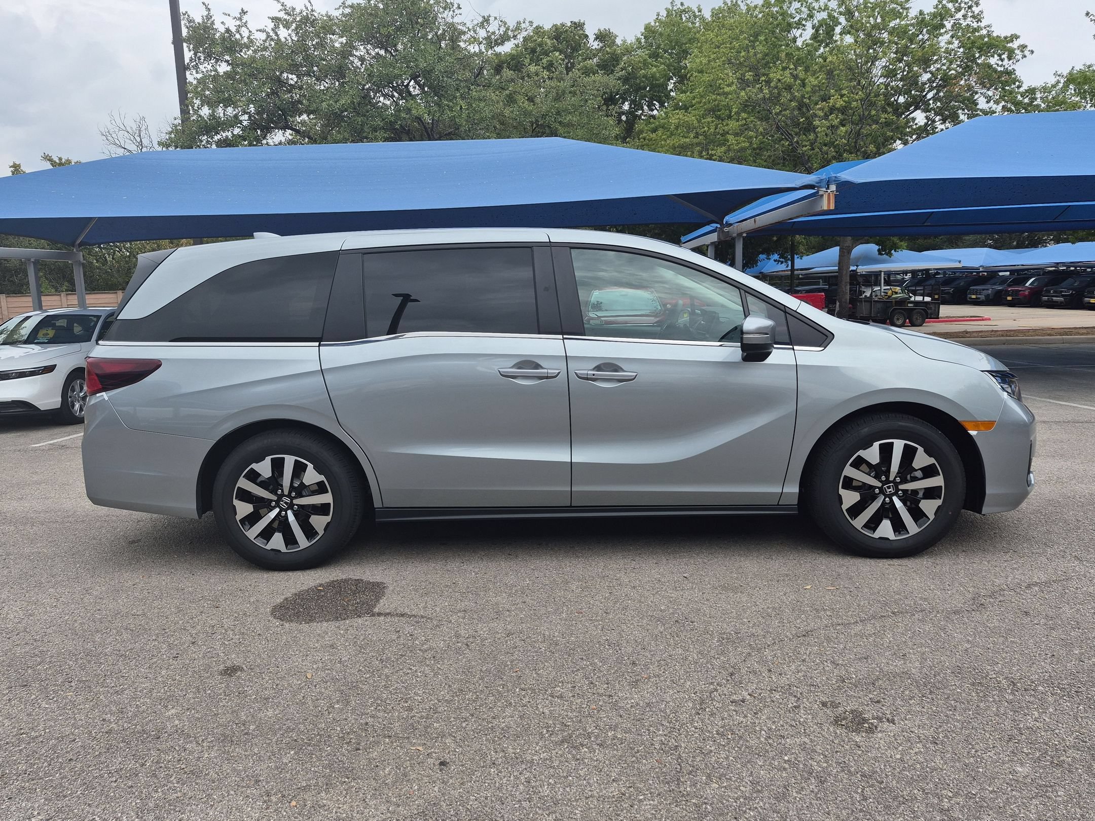 New 2027 Honda Odyssey EX-L image 6