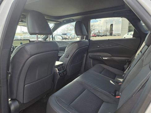 Used 2025 Lexus RX 450h AWD w/ Convenience Package image 17
