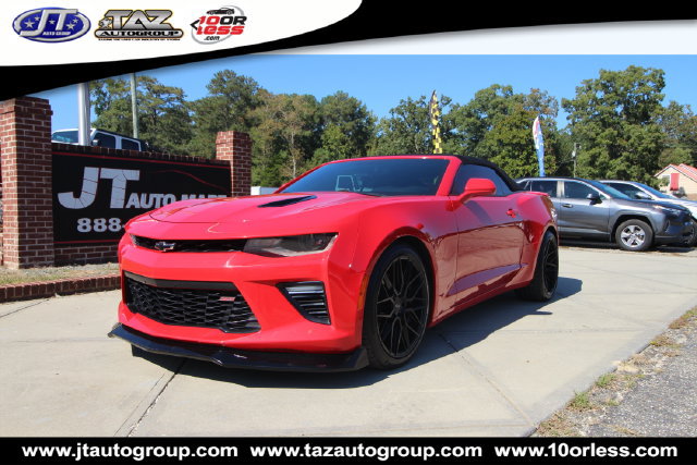 Used 2018 Chevrolet Camaro SS RWD image 3