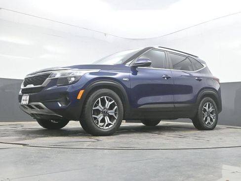 Used 2022 Kia Seltos EX AWD/4WD image 28