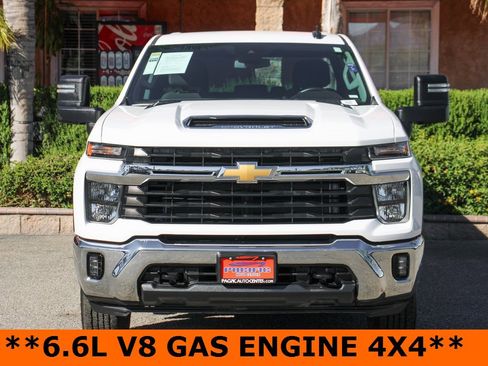 Used 2025 Chevrolet Silverado 2500 LT w/ Convenience Package image 3