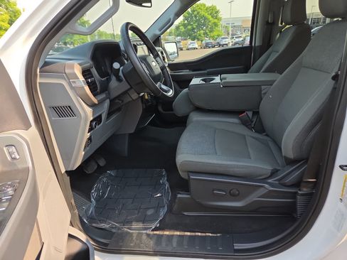 Used 2024 Ford F150 XLT w/ Tow/Haul Package AWD/4WD image 19