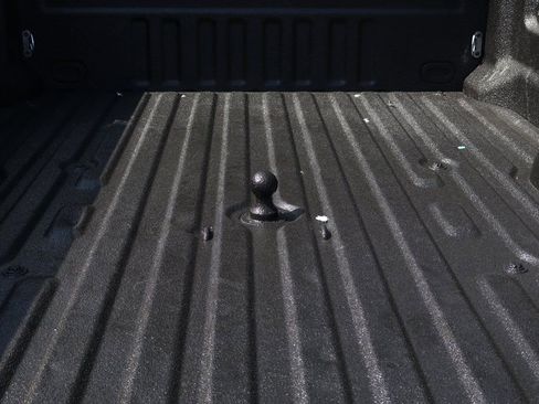 Used 2017 Ford F350 Lariat w/ Chrome Package image 9