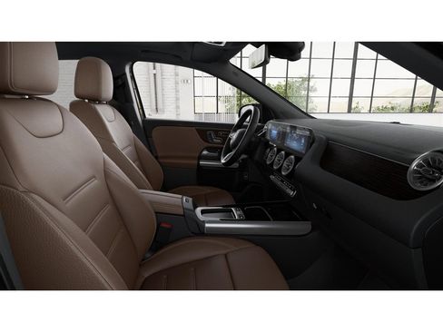 New 2026 Mercedes-Benz GLA 250 4MATIC image 4