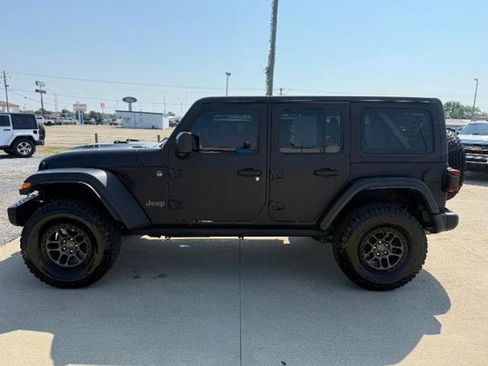 Used 2021 Jeep Wrangler Unlimited Rubicon w/ Xtreme Recon 35" Tire Package image 27