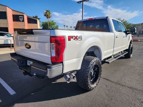 Used 2018 Ford F250 Lariat w/ Lariat Value Package AWD/4WD image 3