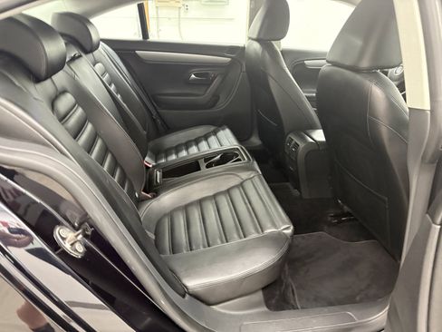 Used 2011 Volkswagen CC Sport FWD image 20