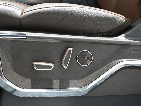 Certified 2025 Ford F150 King Ranch AWD/4WD image 14
