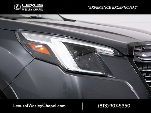 Used 2022 Subaru Forester Touring AWD/4WD image 3