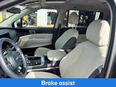 Used 2025 Kia Carnival SX Prestige FWD image 28