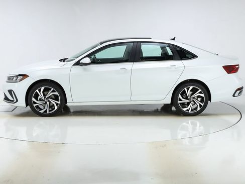 New 2026 Volkswagen Jetta SEL image 2