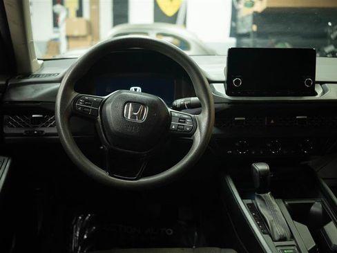 Used 2024 Honda Accord EX image 18