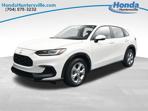 Used 2024 Honda HR-V LX image 8