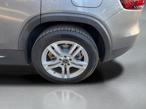 Used 2021 Mercedes-Benz GLB 250 w/ Premium Package image 25