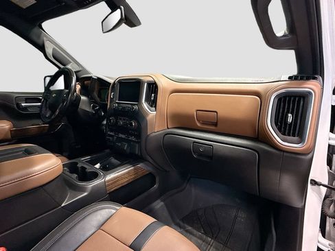 Used 2020 Chevrolet Silverado 1500 High Country AWD/4WD image 30