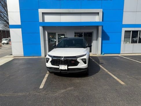 New 2026 Chevrolet TrailBlazer RS w/ Convenience Package AWD/4WD image 2