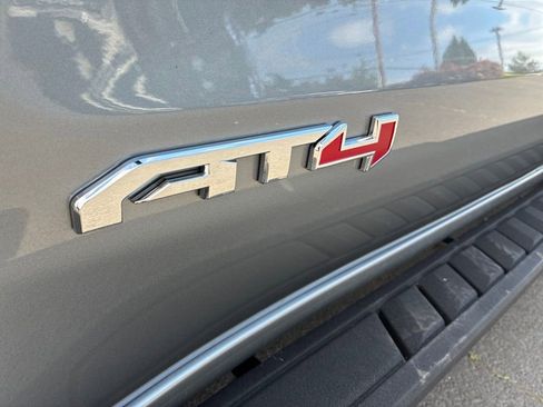 Used 2024 GMC Sierra 1500 AT4 w/ Technology Package AWD/4WD image 18