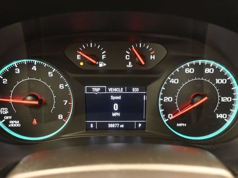 Used 2025 Chevrolet Malibu LT FWD image 35