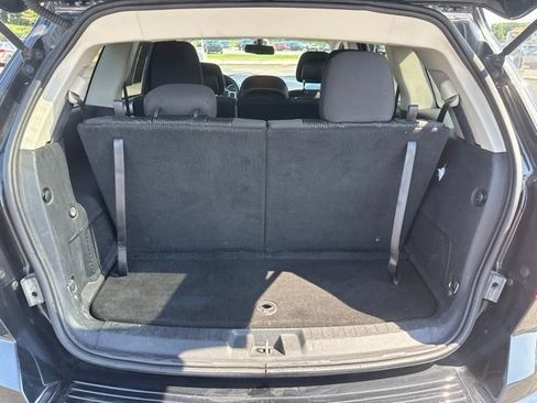 Used 2018 Dodge Journey SE w/ Connectivity Group FWD image 18